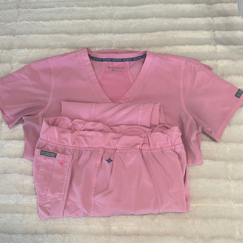 Med Couture-Pink Scrub Set (Large)